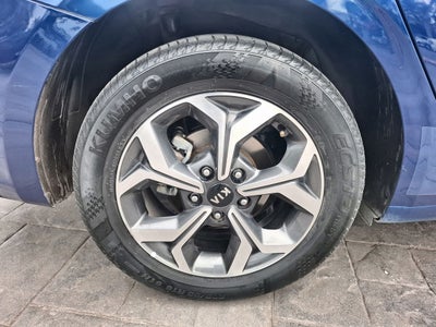 2021 Kia FORTE FORTE 2.0L EX IVT SEDAN