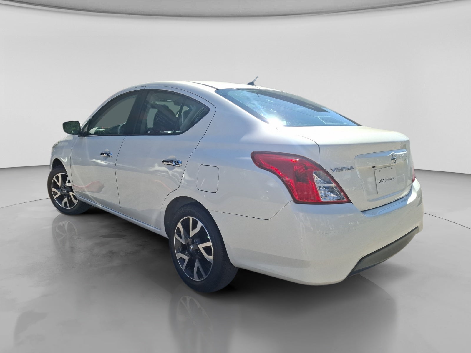 2019 Nissan VERSA VERSA ADVANCE T/A