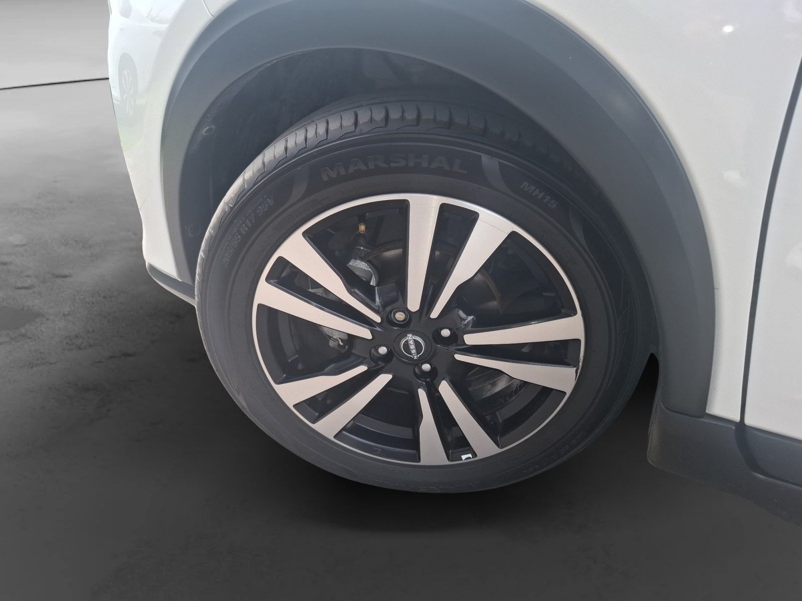 2024 Nissan KICKS PLAY ADVANCE 1.6 LTS CVT 24