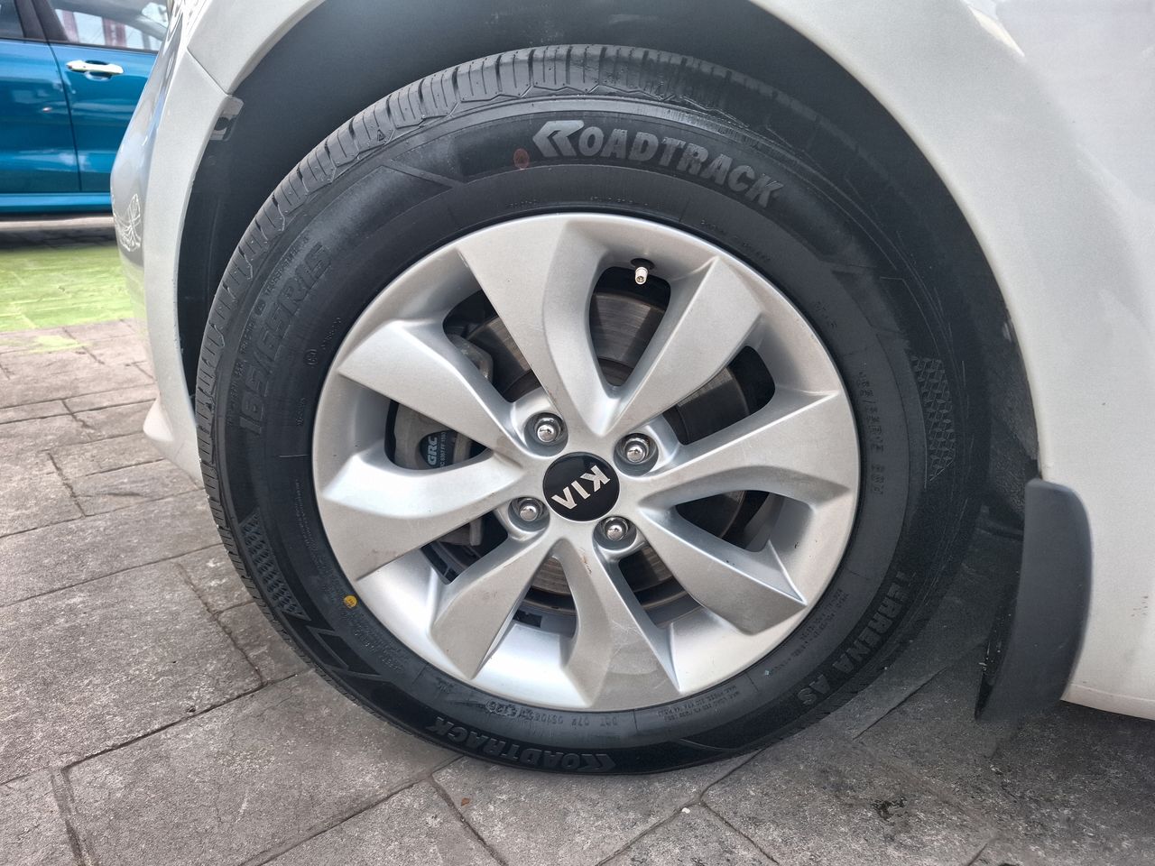 2017 Kia RIO EX HATCHBACK 1.6 MT