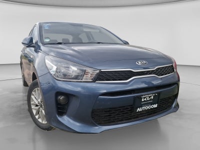 2020 Kia RIO SEDÁN LX TM