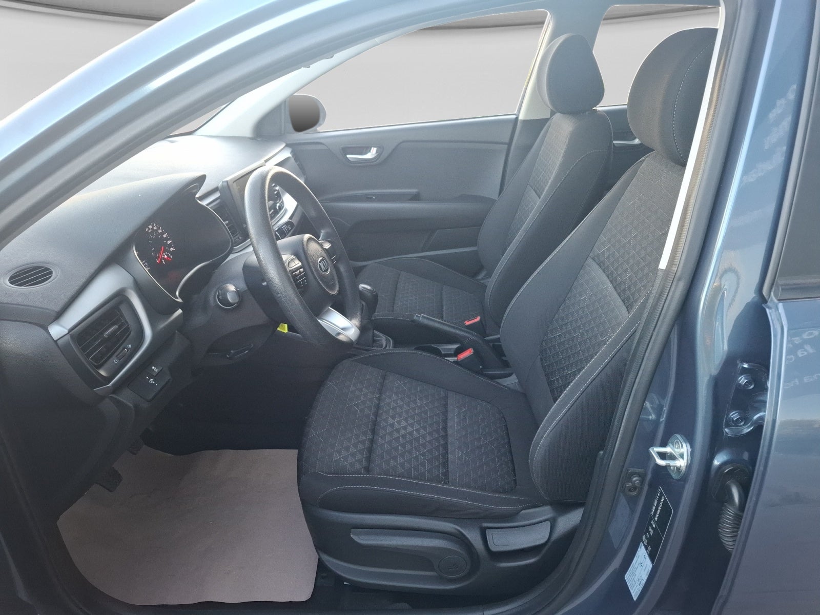 2020 Kia RIO SEDÁN LX TM