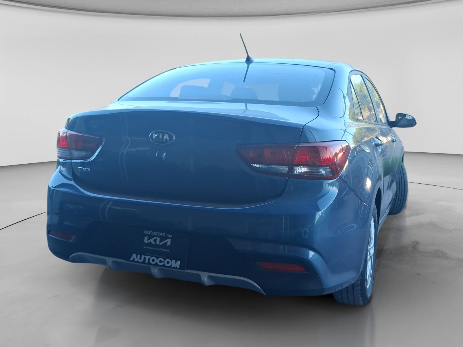 2020 Kia RIO SEDÁN LX TM