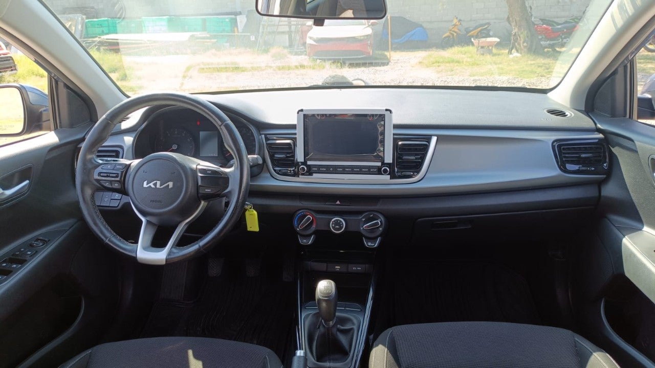 2023 Kia RIO LX TM