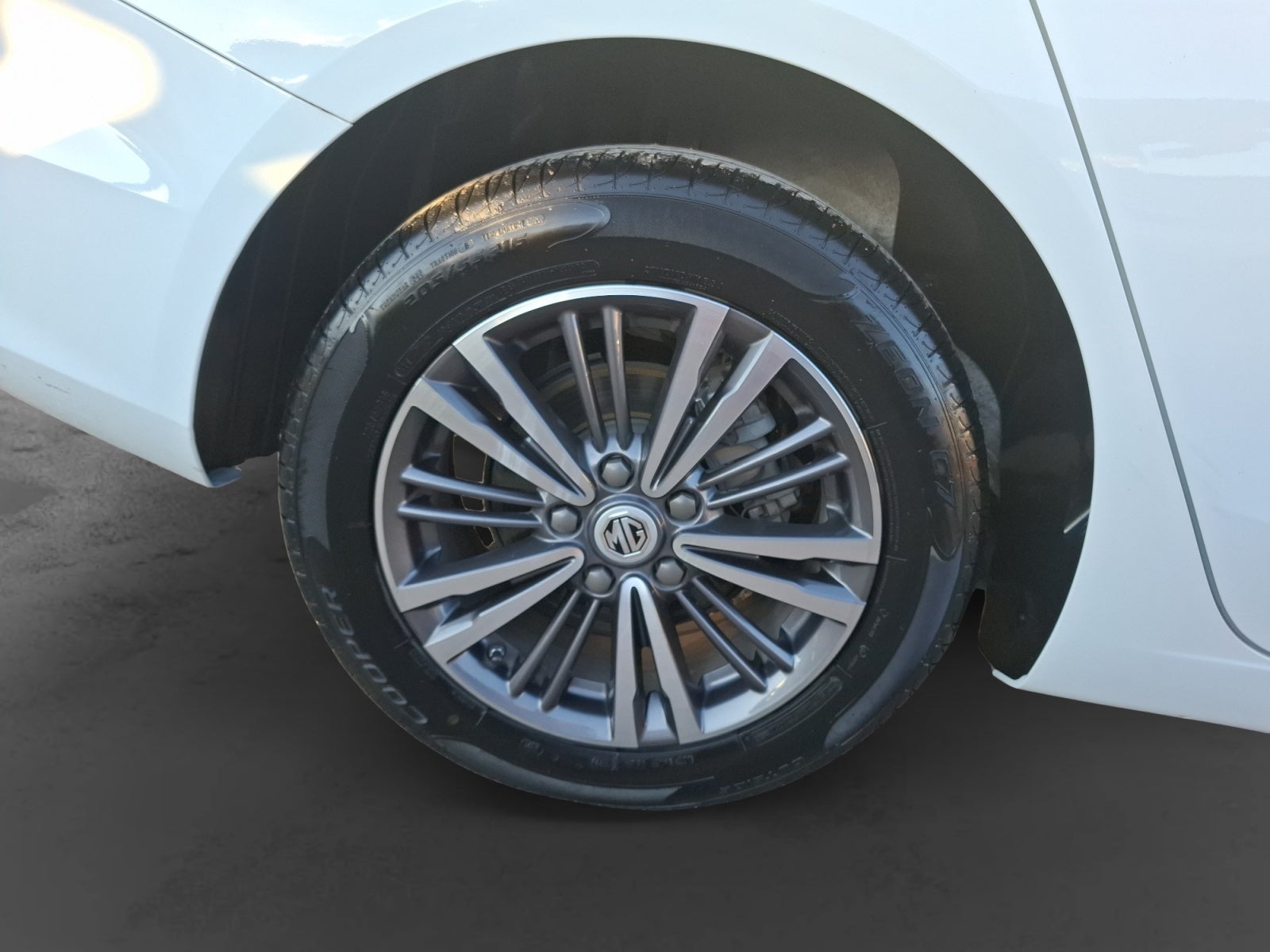 2023 MG MG 5 1.5L DEL ELEGANCE AT