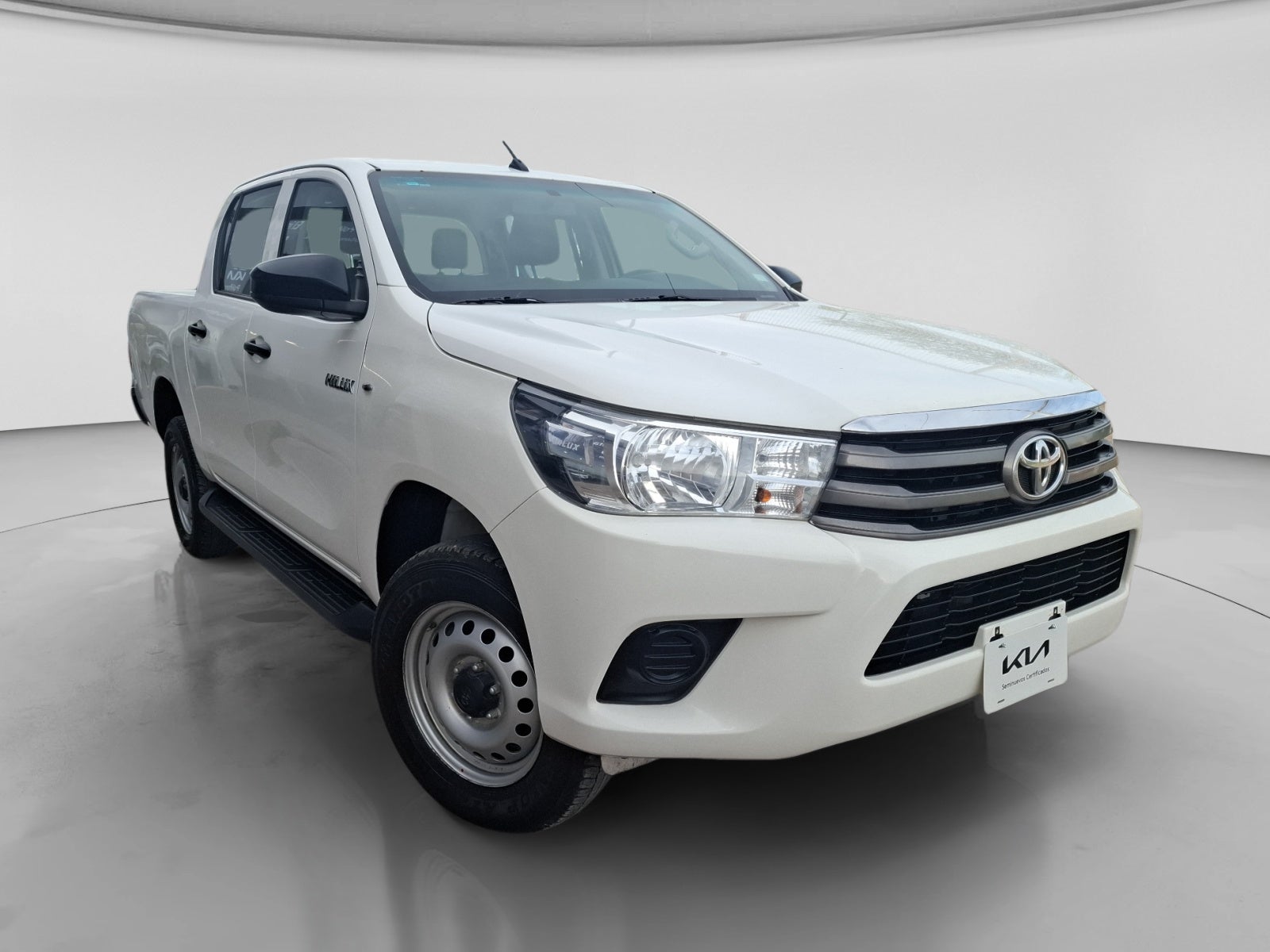 2023 Toyota HILUX D-CAB BASE