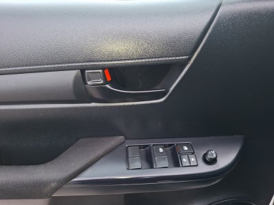 2023 Toyota HILUX D-CAB BASE