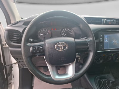 2023 Toyota HILUX D-CAB BASE