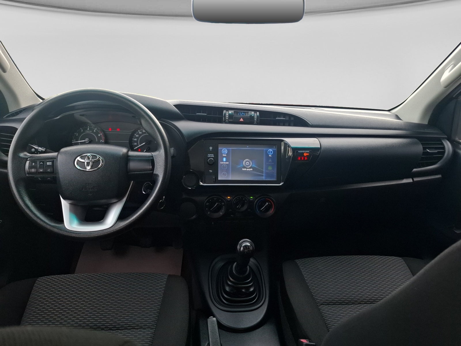 2023 Toyota HILUX D-CAB BASE