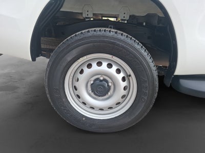 2023 Toyota HILUX D-CAB BASE