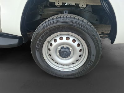 2023 Toyota HILUX D-CAB BASE