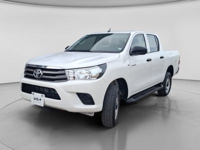 2023 Toyota HILUX D-CAB BASE