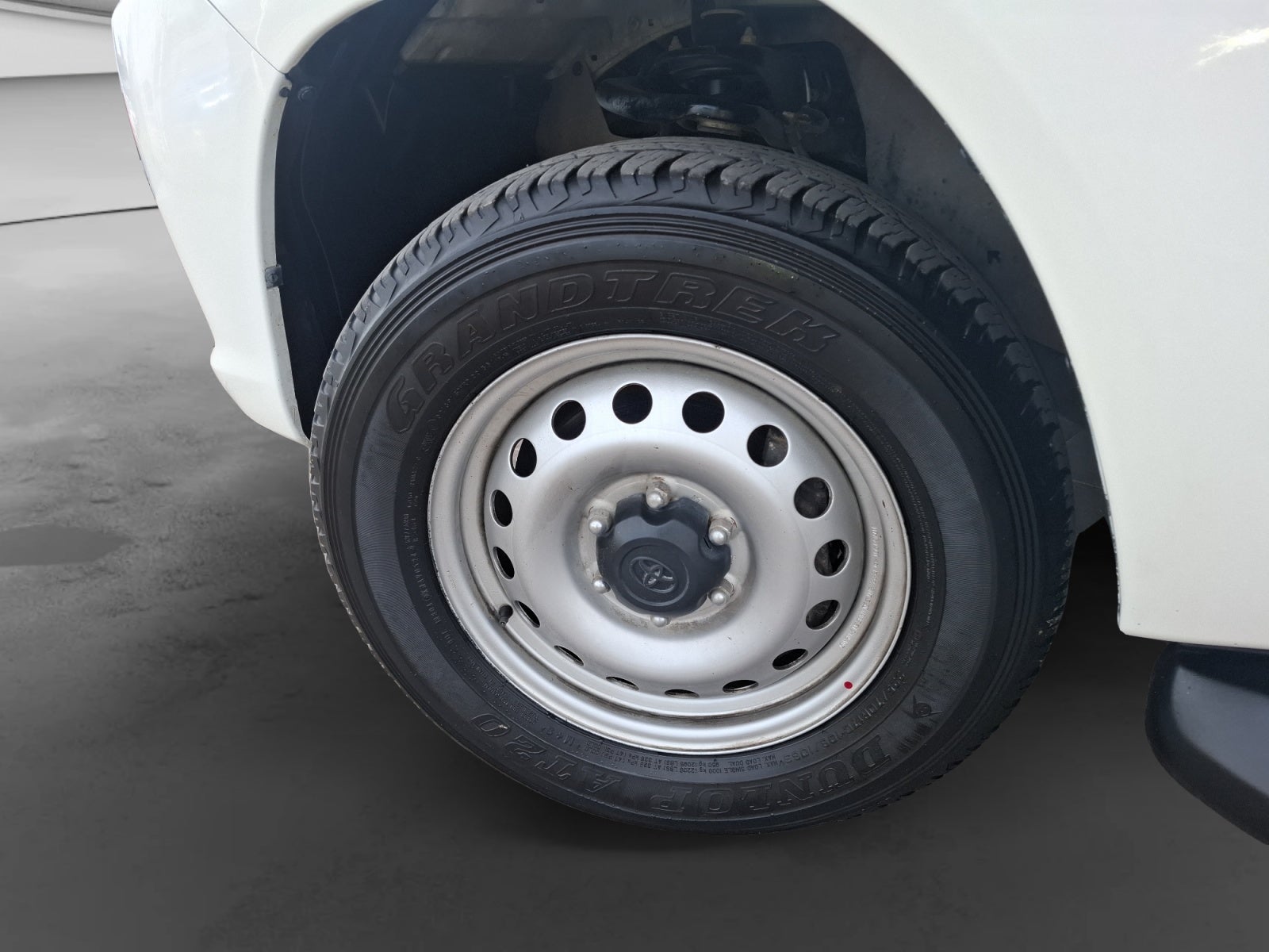 2023 Toyota HILUX D-CAB BASE