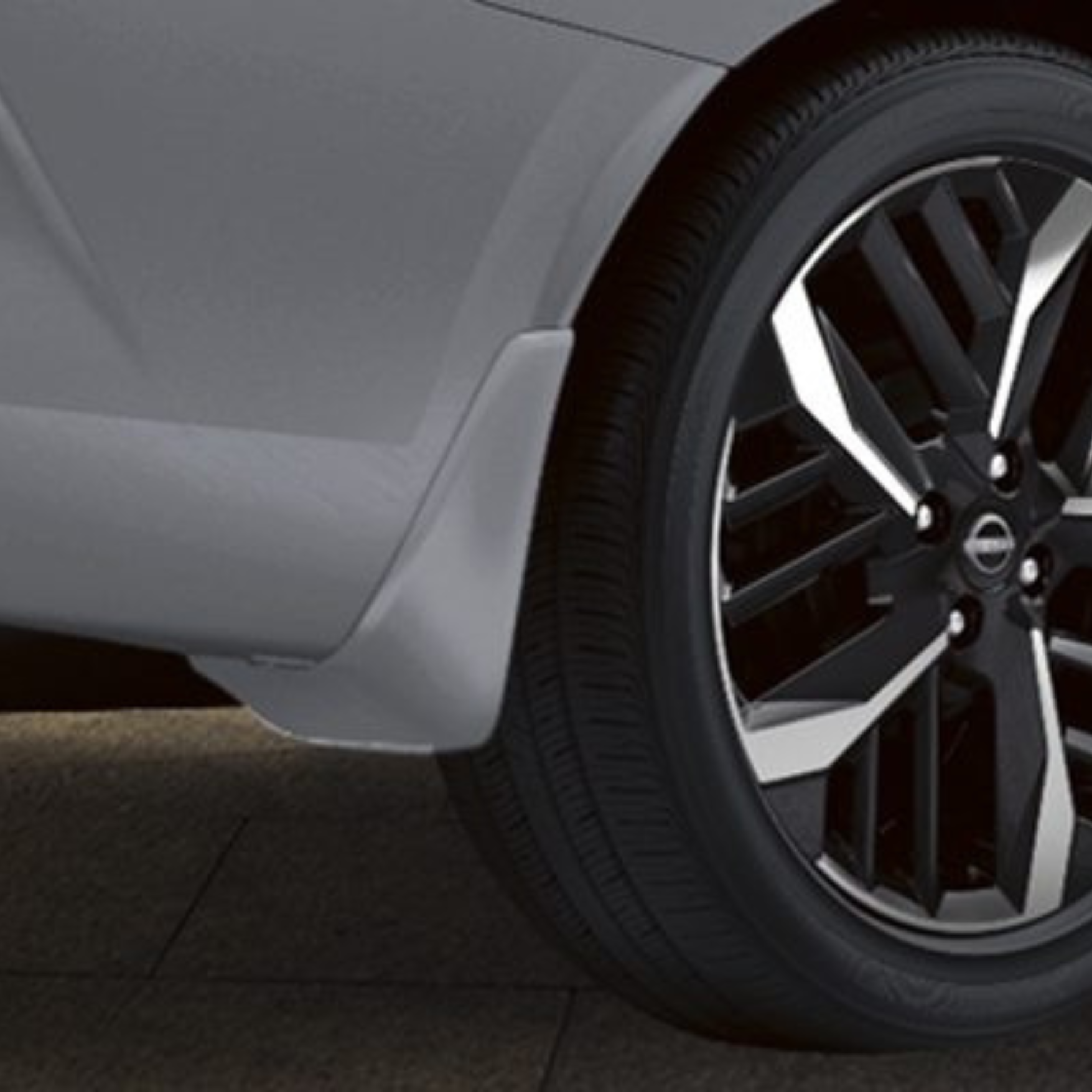 Nissan Versa Exterior 5