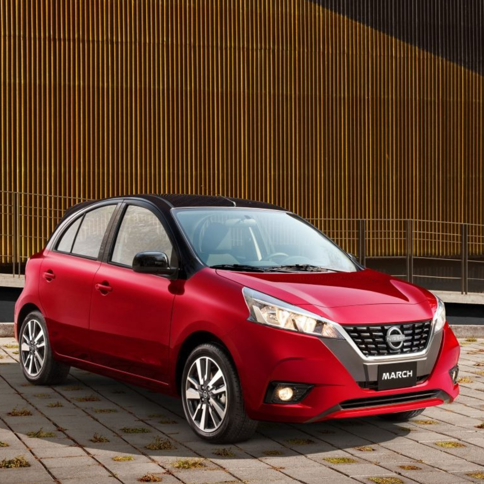 Accesorios Nissan March